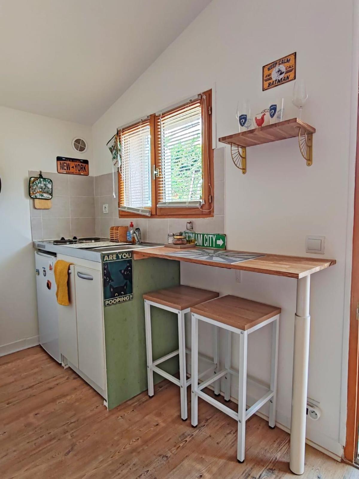 Casa Davia. Studio Independant Meuble. ฟูเรียนี ภายนอก รูปภาพ