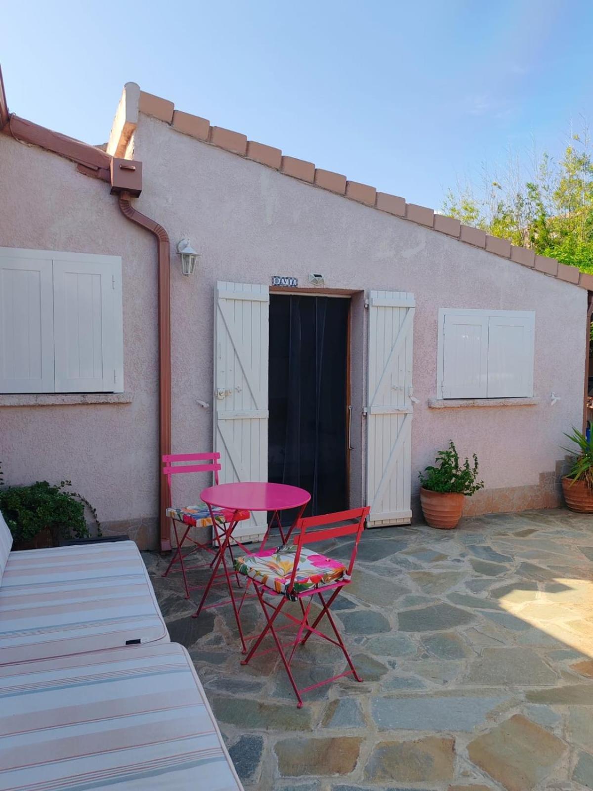 Casa Davia. Studio Independant Meuble. ฟูเรียนี ภายนอก รูปภาพ